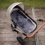 WOOOL Schapenvacht 2-in-1 Kinderwagen Buggy - WOOLA (Grijs) - Afbeelding 2