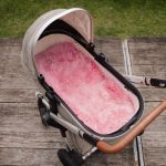 WOOOL Schapenvacht 2-in-1 Kinderwagen Buggy - WOOLA (Roze) - Afbeelding 2