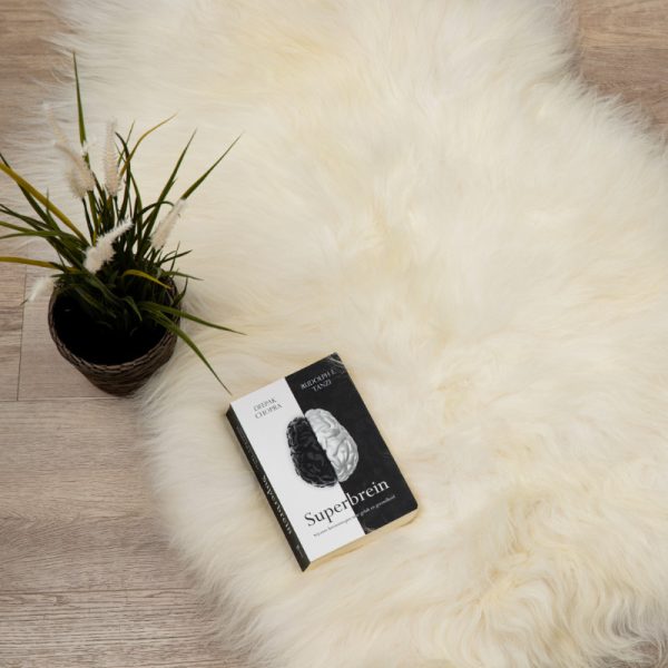 WOOOL Schapenvacht - IJslands Wit (Flat Lay)