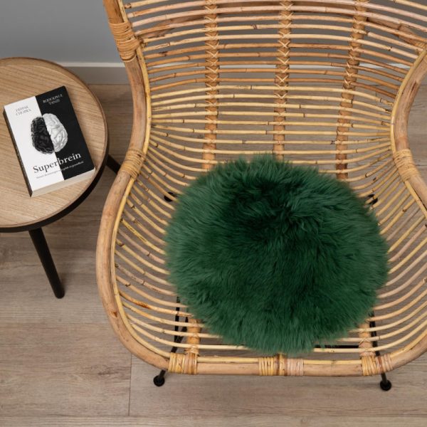 WOOOL Schapenvacht Chairpad - Australisch Groen (Flat Lay)